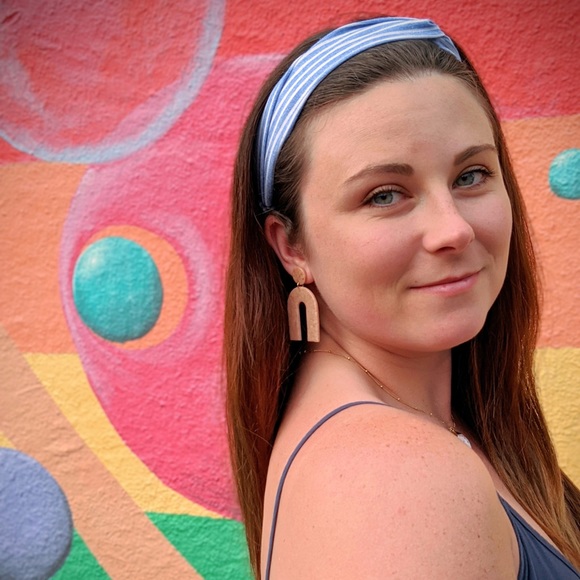 Meet your Posher, Chelsea - Picture 2 of 4